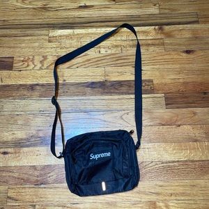 Black shoulder bag